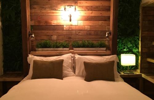 Coleford Cabin | The Lodge Rooms