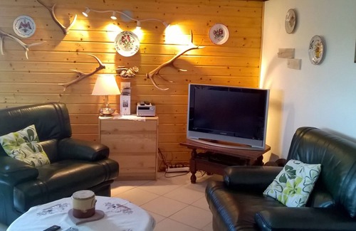 Lichtenberg Apartment | The lodging of the cuckoo. Apartment at the foot of Castle Lichtenberg