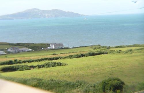Cylch-Y-Garn Bed & Breakfast | The Loft barn apartment - Pen y Graig Church Bay sea views near beach No Pets
