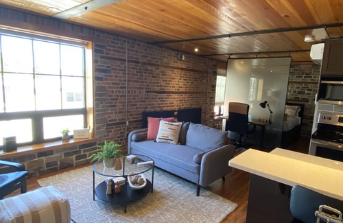 Inner Harbour Apartment | The Lofts #3 Cozy Downtown Studio Getaway