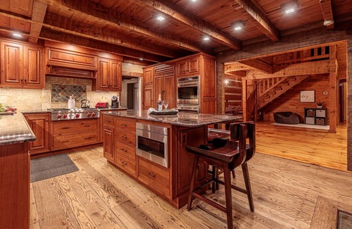 Gap Cabin | The Log House at Twin Brook
