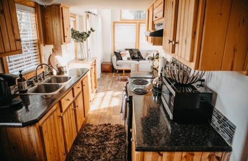 Austin House | The Longhorn Cabin - Cabins at Rim Rock