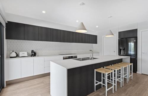 Vincentia House | The Lookout - Belle Escapes Jervis Bay