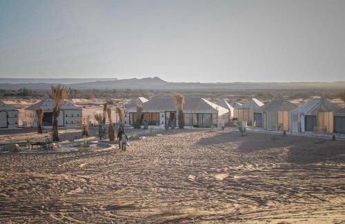 Merzouga Hotel | The Luxury ERG Safari Camp