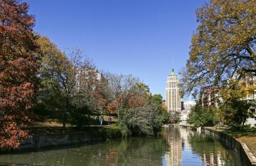 Arsenal Apartment | THE MADISON - San Antonio Riverwalk - Downtown - Convention Center