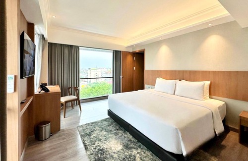Central Yogyakarta Hotel | The Malioboro Hotel & Conference Center