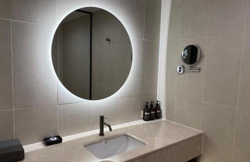 Yeongtong-gu Hotel | The Marevo