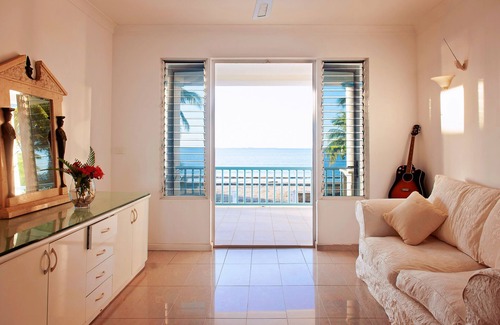 Wailoloa House | The Marlin House