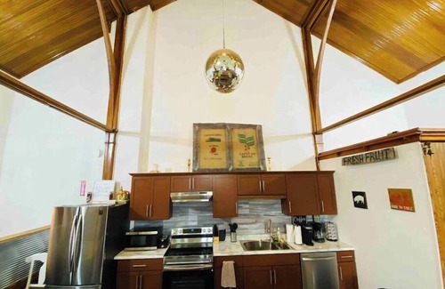 Mauston House | The Mauston Church Mansion. Close to Dells!