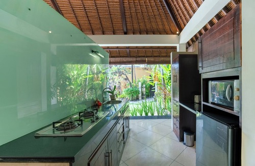 Laksmana Hotel | The Maya Seminyak Villas