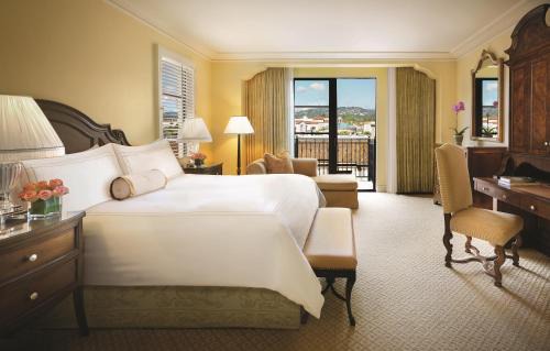 Beverly Hills Hotel | The Maybourne Beverly Hills, Maybourne