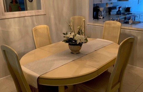 The Meadows Condo | The Meadows Country Club 2 bedroom & 2 bath 1st floor condo.