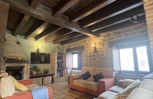 Leza Cottage | the meeting