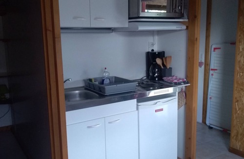 La Chapelle-Bayvel Ski Chalet | The Melrose, 4 people, located near Honfleur, Trouville and Deauville.