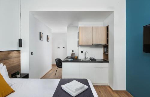 Kerameikos Apartment | The Meta Stay - Sunny Getaway with Rooftop Access