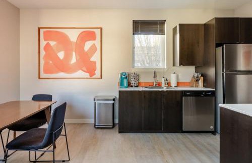 Belmont Apartment | The Mid-Century Cabin in Portland - Thrift & Eat