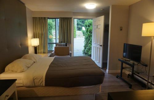 Boston Bar Hotel | The Mighty Fraser Motel