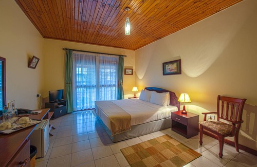 Arusha Cabin | The Milimani Lodge