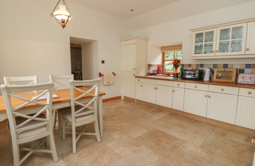 Avoch Cottage | THE MILK HOUSE, with a garden in Fortrose