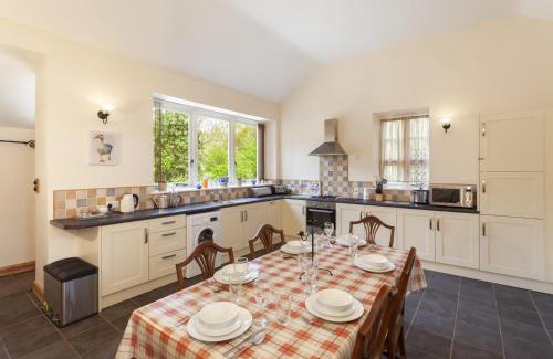 Bampton House | The Mill House