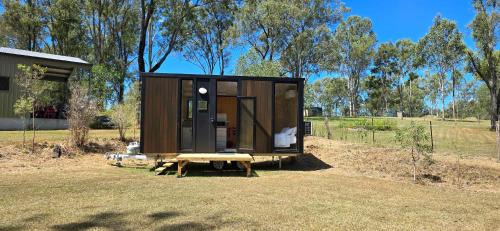Mundoolun House | The Mini Chalet by Tiny Away