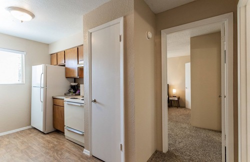 Midland Apartment | The Modern Midland Flats