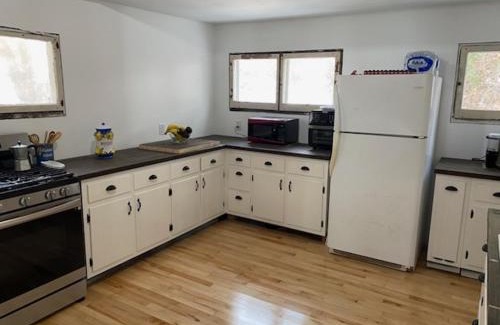 Renovo House | The Mountain View HomeStead Suite