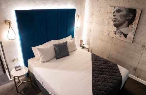 Christchurch City Centre Hotel | The Muse Christchurch Art Hotel
