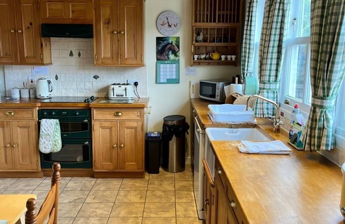 Nairn Cottage | The Nairn House - a house that sleeps 6 guests in 3 bedrooms