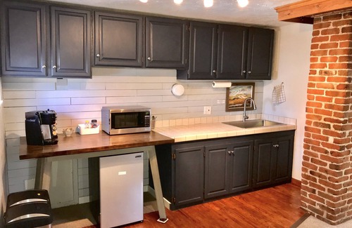 Sloan Lake Apartment | The Nest at Sloans Lake
