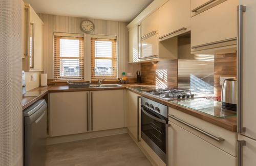 Kilrenny Apartment | The Neuk, 2 Bedroom Apartment in Stunning Coastal Town Location.