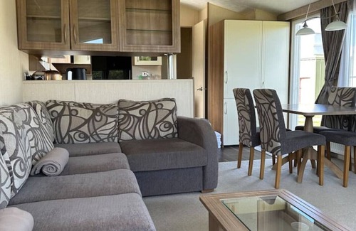 Stockbridge House | The New Hampton At Wallop