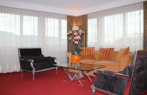 Saint-Gervais Les Bergues Hotel | The New Midi