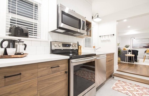 New Westminster House | The New West: 2BR Garden Suite