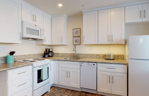 Mission Valley West Apartment | The Nook of Silver Terrace, near USD & Old Town.