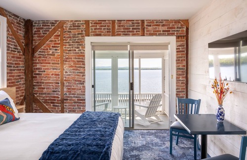 North Hero Bed & Breakfast | The North Hero House Inn & Restaurant