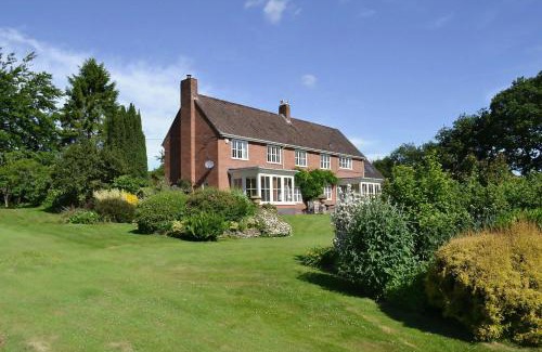 All Stretton House | The Oaks