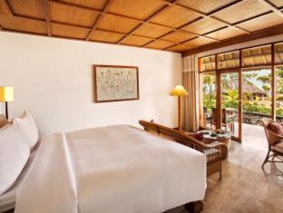Seminyak Resort | The Oberoi Beach Resort, Bali