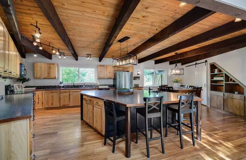 Cornelius House | The Octagon Family Retreat