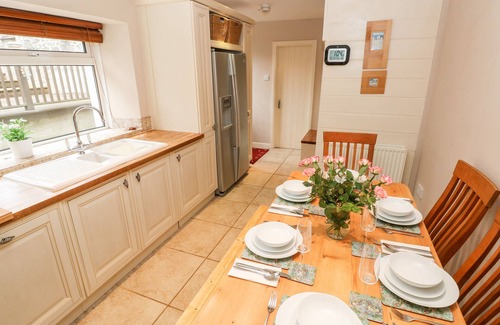 Milton House | THE OLD BAKERY, family friendly in Milton, Pembrokeshire