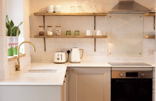 Garsdon House | The Old Cart House | Perfect Cotswolds Escape