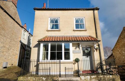 Potter Brompton House | The Old Chapel