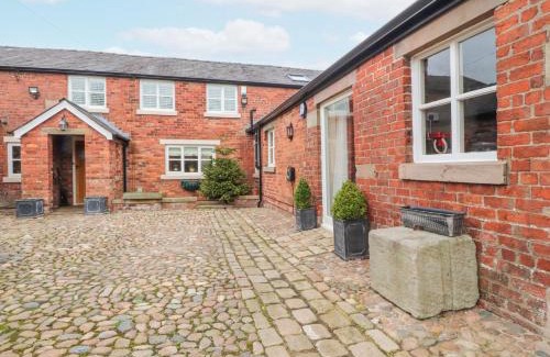 Preston House | The Old Coach House