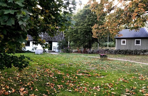 Tollarp Bed & Breakfast | The Old Henhouse