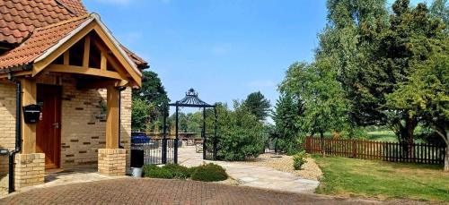 Little Stukeley Cabin | The Old Nene Golf and Country Club - Holiday Lodges