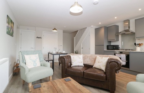 Cinderford House | THE OLD SCHOOL, pet friendly, character holiday cottage in Ruspidge