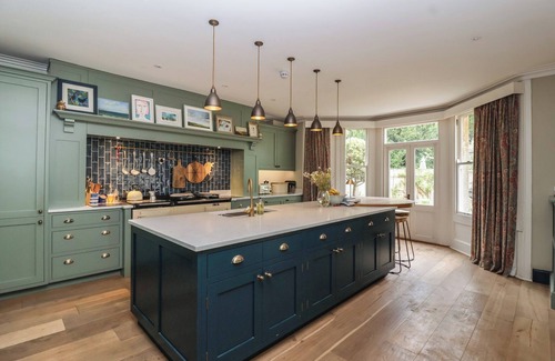 Merriott Cottage | THE OLD VICARAGE, pet friendly, with a garden in Merriott