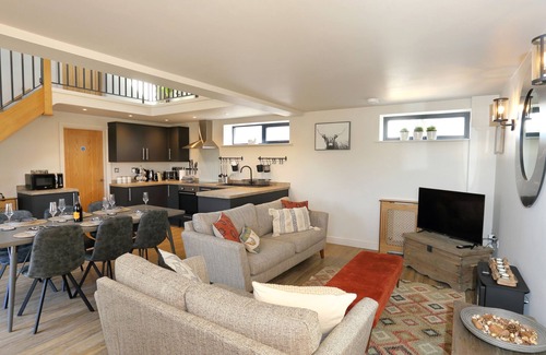 Loppington Cottage | THE OLD WORKSHOP, pet friendly, with a garden in Wem