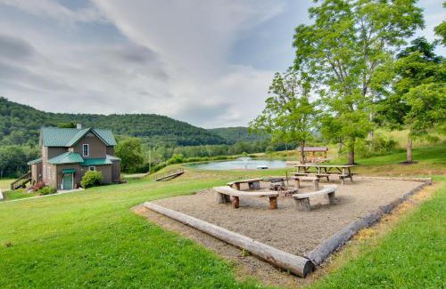 Turtlepoint House | The Olde Homestead with Mtn Views Near Coudersport