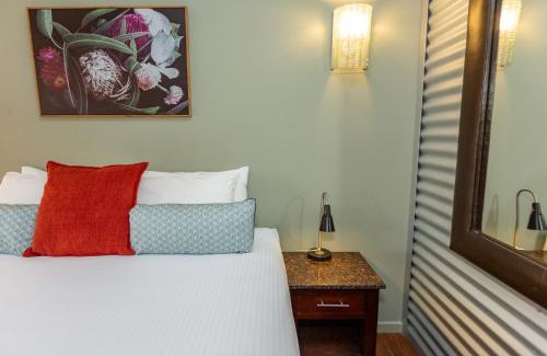 Morwell Hotel | The Olive Tree Motel